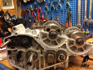 Opdatering p RG 500 motor genopbygning