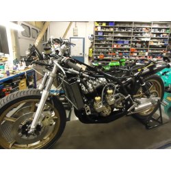 Suzuki RG 500 mk 4 Komplet restaurering fra inderst til yderst.