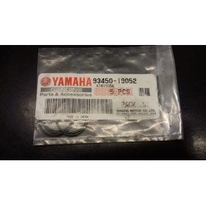 Piston pin circlip Yamaha YZ250 93450-19052