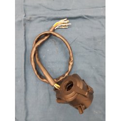 Suzuki RGV 250 venstre styrkontakt komplet