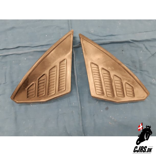 Yamaha RD250/350 dksel ved stel /tank 