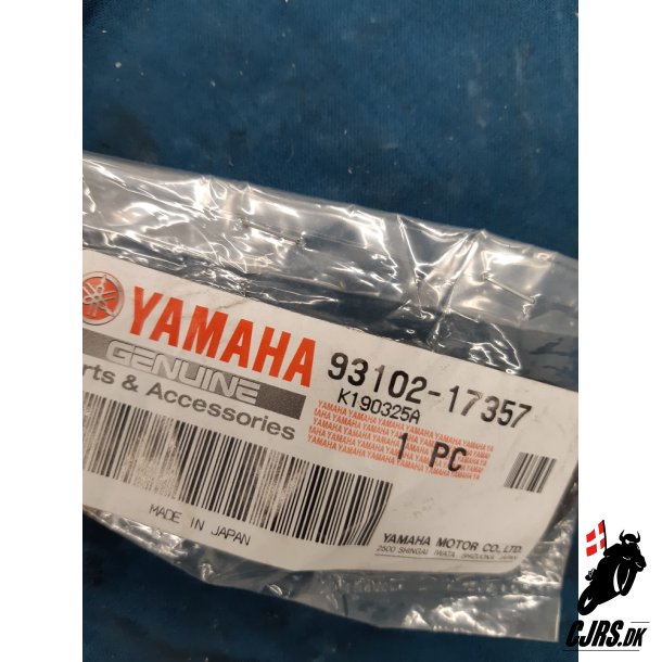 Yamaha Oil seal 93102-17357