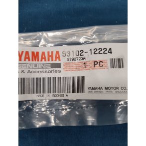 Yamaha oil seal 93102-12224
