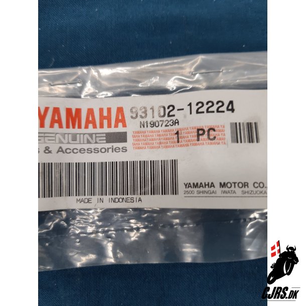 Yamaha oil seal 93102-12224