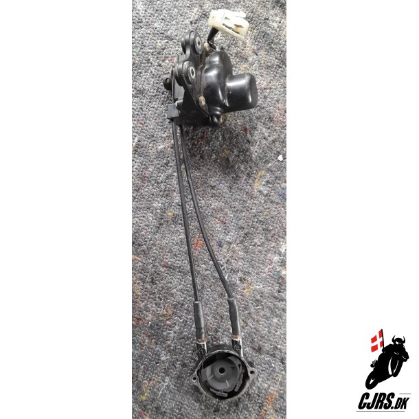 Yamaha RD 350 YVPS motor m/kabler og cylindermontering