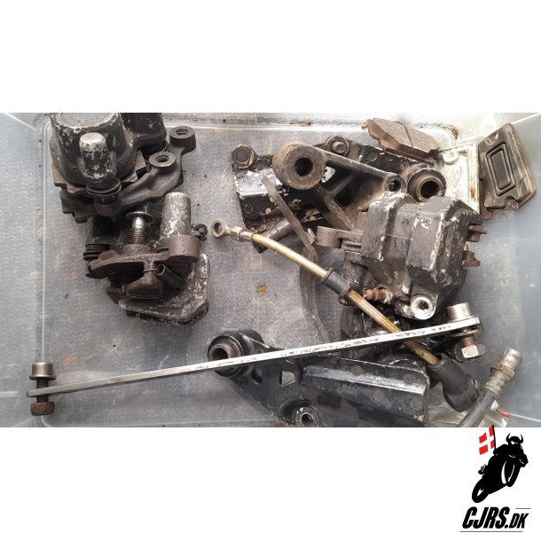 Yamaha RD 350 Bremse dele klar til renovering
