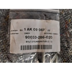 Honda CB 350 m.fl. Cylinder sttte bolt 90033-286-020