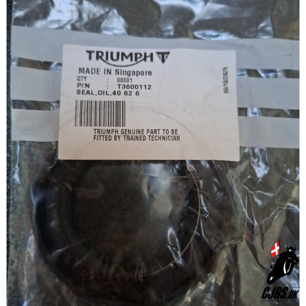 Triumph Oil Seal T3600112