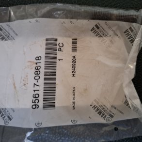 Yamaha st�ttebolt 95617-08618