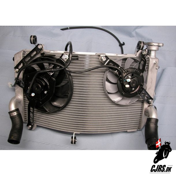 Yamaha R1M type RN49 K�ler komplet med bl�semotorere