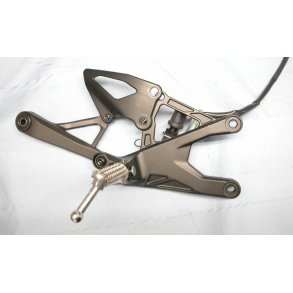 Yamaha R1 type BX46 Hjre fodhviler konsol m.stoplygte kontakt