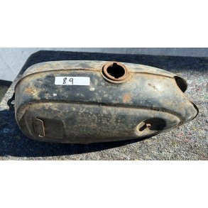 Benzintank Honda CD 50 Honda CD90 BRUGT