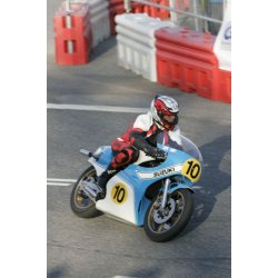 Suzuki RG 500 mk 4 Komplet restaurering fra inderst til yderst.